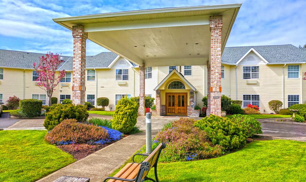 Lakeview Senior Living - Lincoln City | A Place for Mom