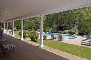 a view of a Southampton home that uses Southampton cleaning services