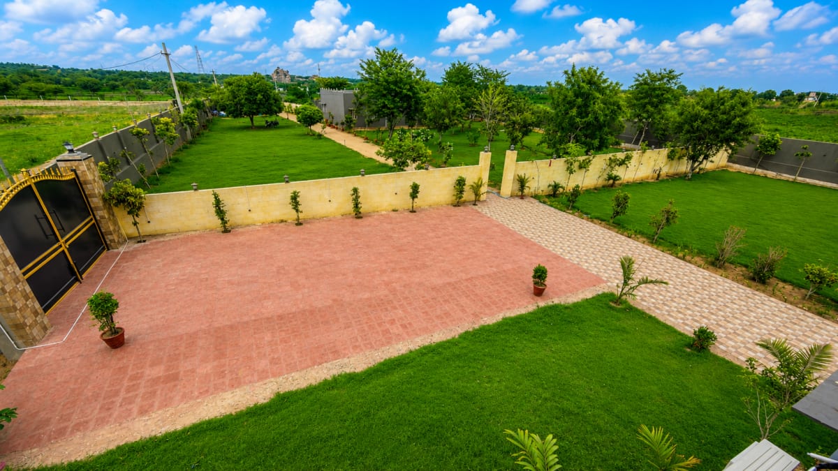 Full property photo 20