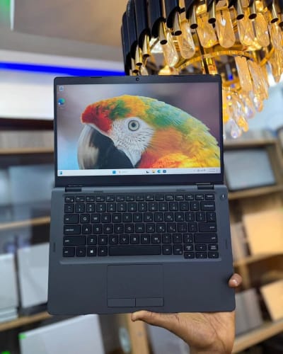 Dell Latitude 5300 Core i5 8th Gen 8GB RAM 256GB SSD Touch