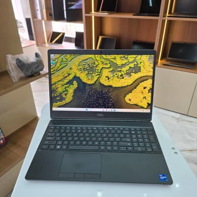 Dell Latitude 7410 Core i7 10th Gen 32GB RAM 512GB SSD