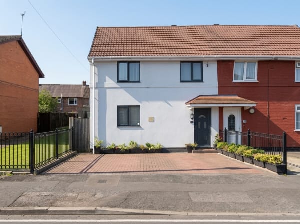 6 Bed, 3 Bath Semi with South-Facing Garden & Driveway – Bexhill Drive, Longsight M13