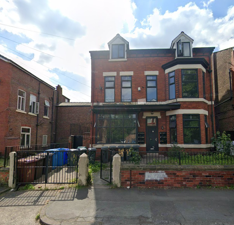 Studio Flat to Rent, Victoria Road, Levenshulme, Manchester M19 — Bills Optional, Near Station
