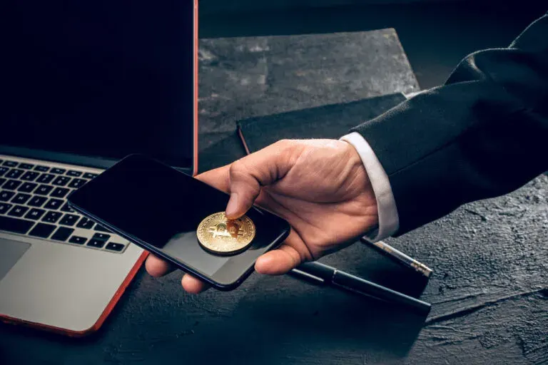 How to Set Up a Crypto License
