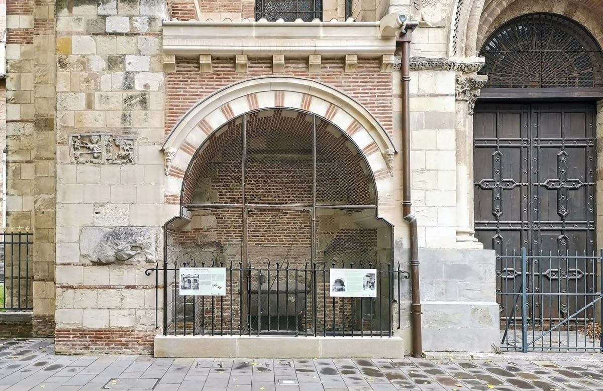 Toulouse : prison ferme pour un père ayant menacé de décapiter une institutrice