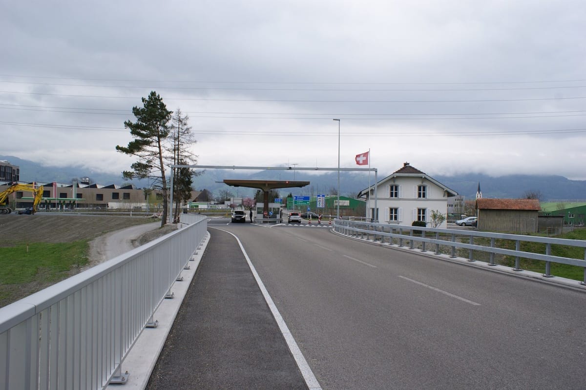 Création d'entreprise en Suisse depuis la France : les réalités d'un projet complexe