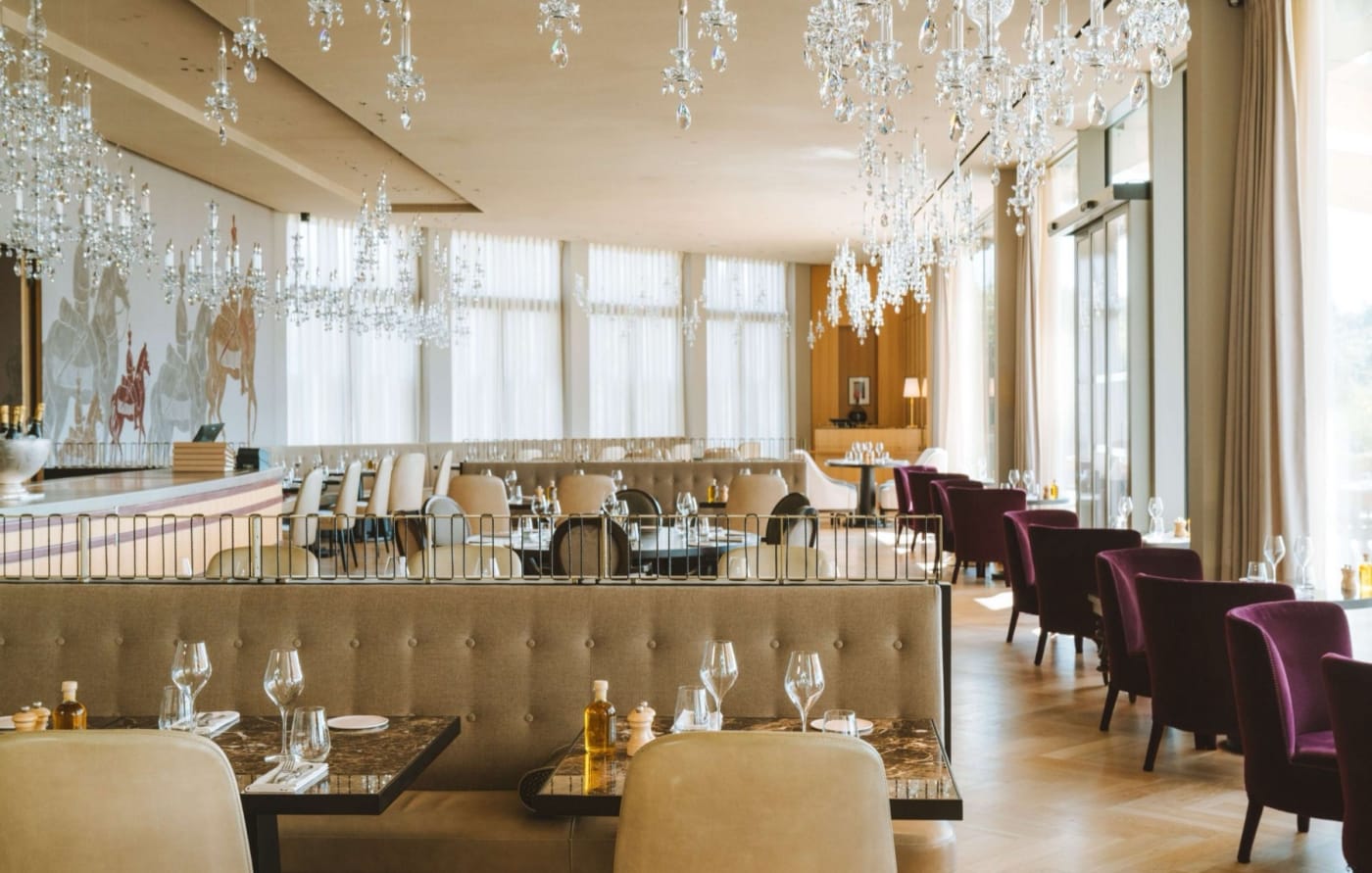 Salle du restaurant Le Bellevue du Royal Champagne, chef Christophe Raoux