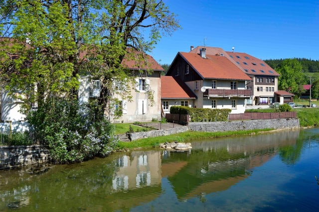 Emergency crews deployed in Doubs after violent hailstorms