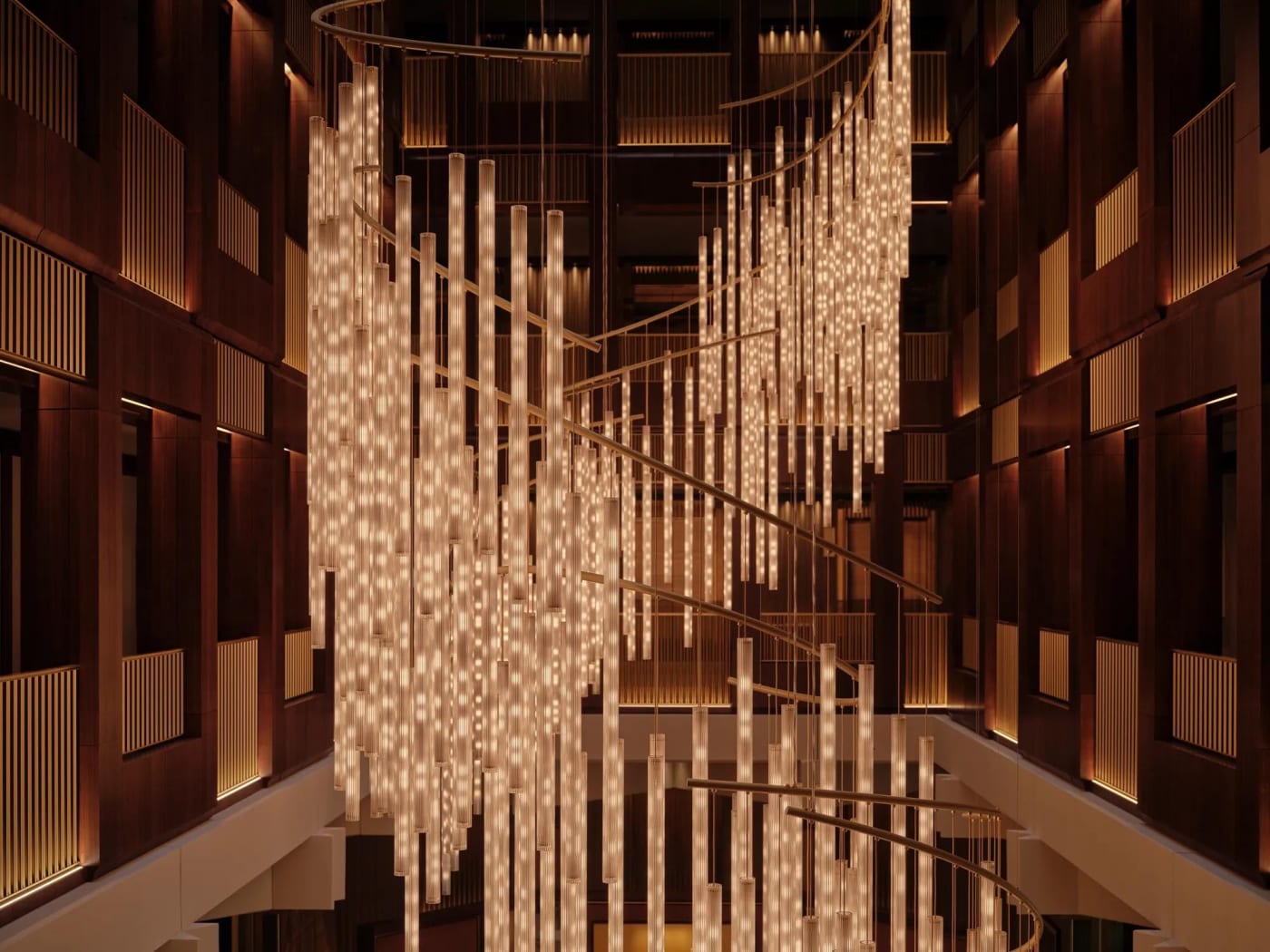 The monumental chandelier in the atrium of The Chancery Rosewood