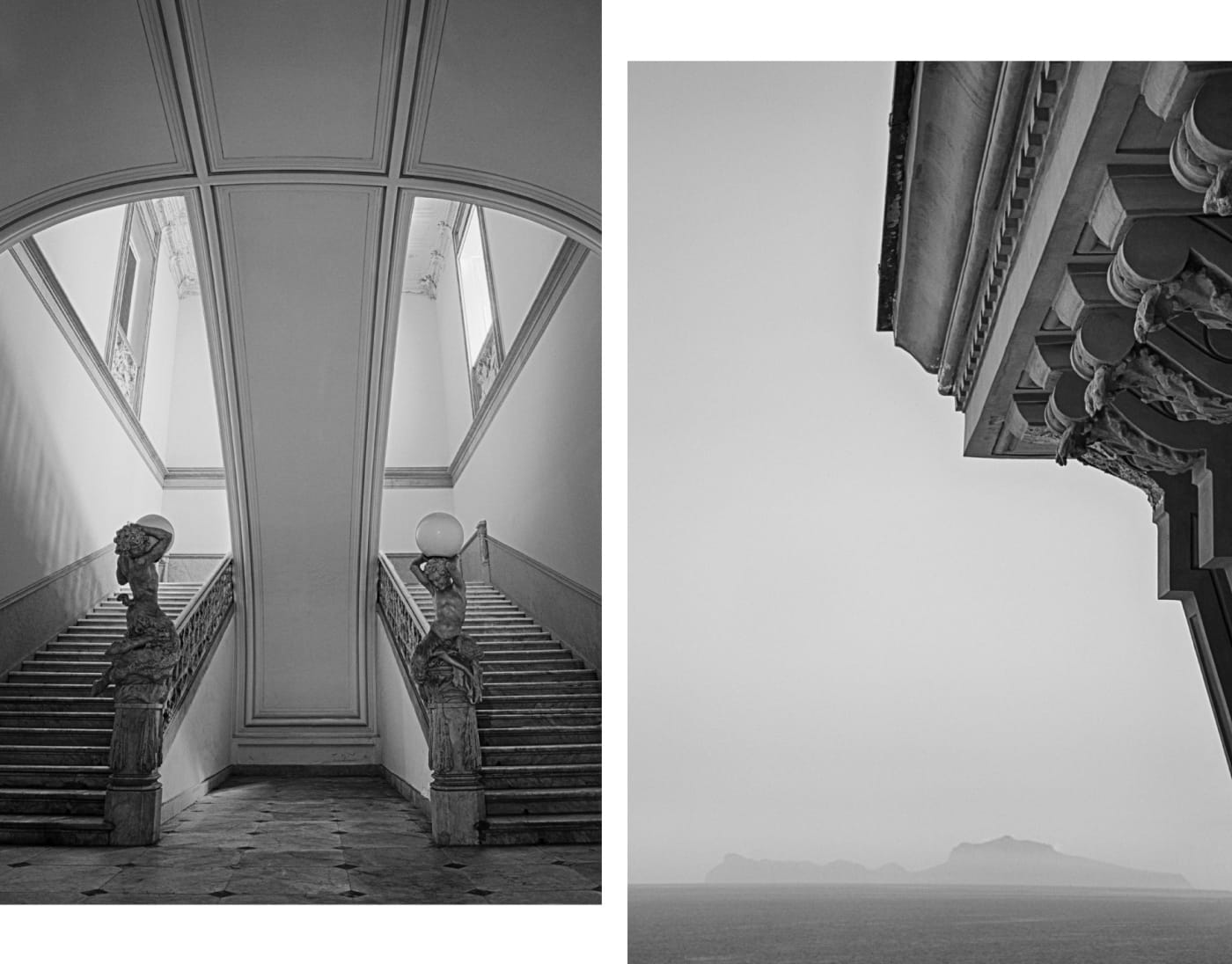 Diptyque en noir et blanc du Palazzo Sirignano : le double escalier d'honneur et ses statues porte-lumière, la corniche sculptée au-dessus du golfe