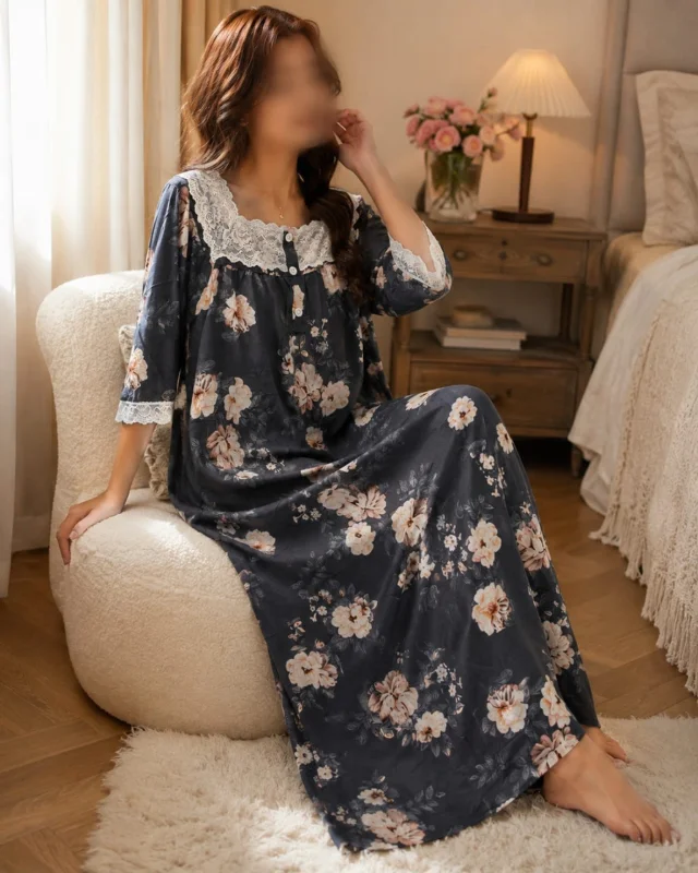 Elegant Free Size Women’s Floral Night Dress / Lounge Dress