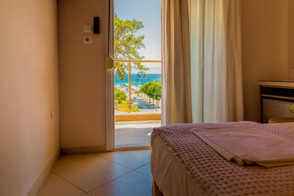 Le Monde SeaView Suites 2