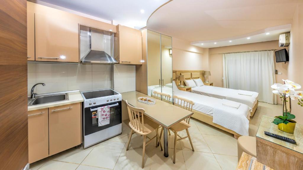 Le Monde Suites, 2 — 1