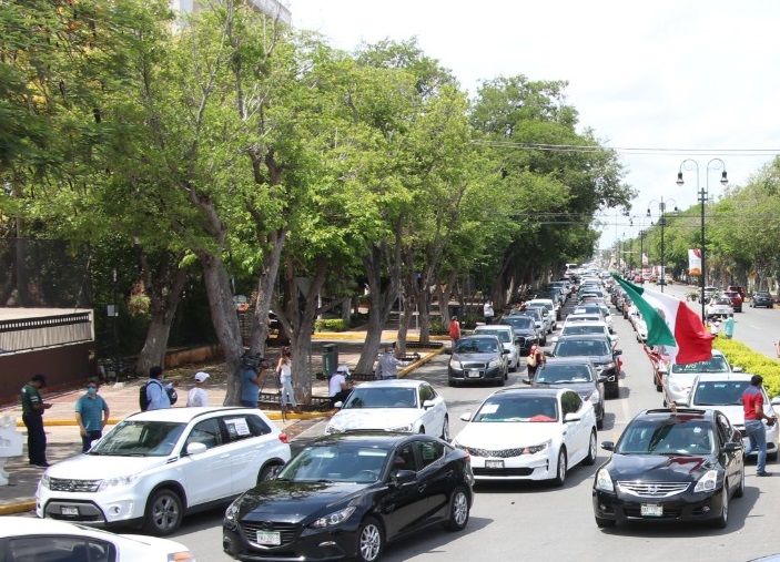 Protestan contra políticas de AMLO en Mérida y más de 60 ciudades