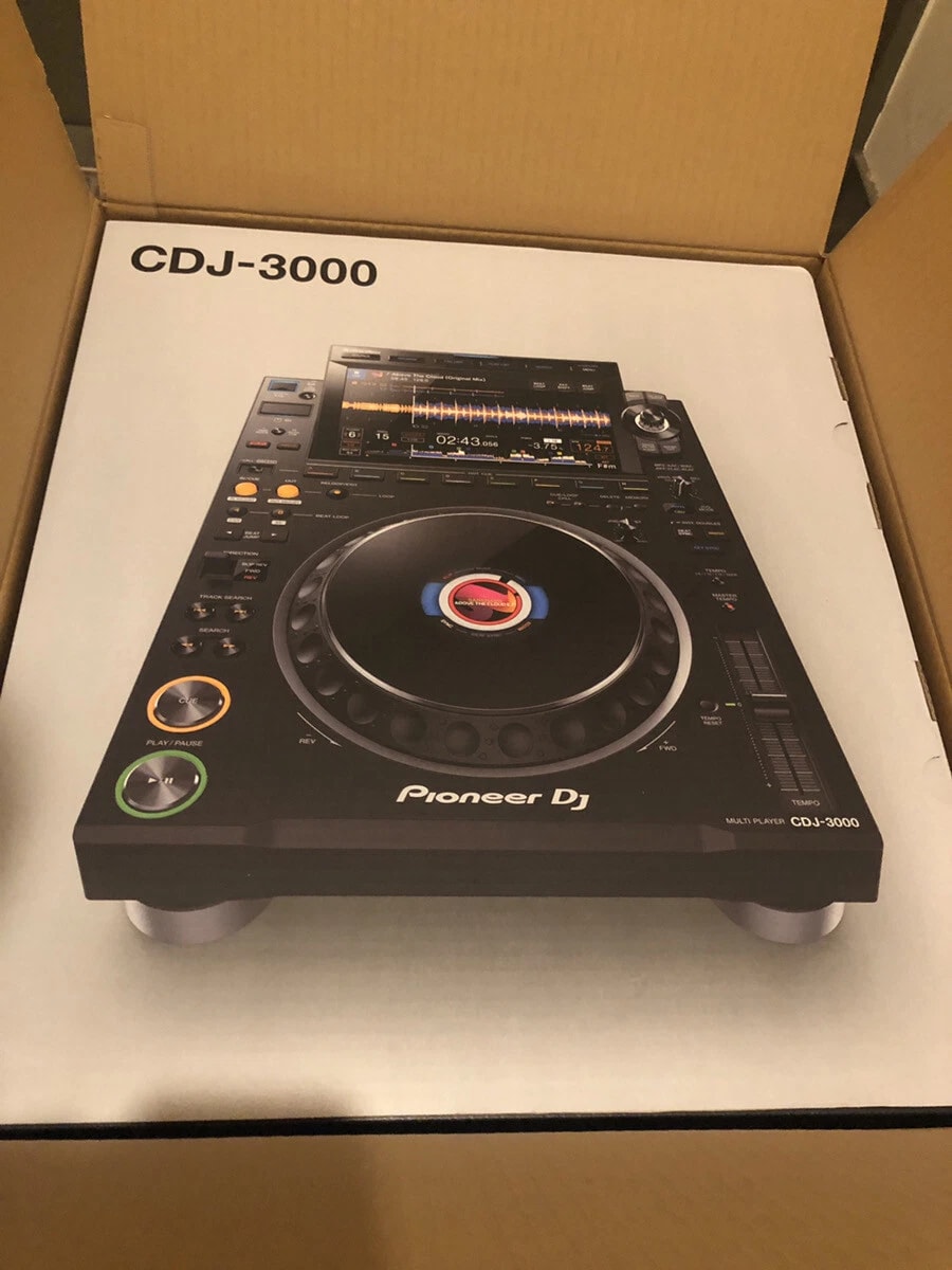 NEW Pioneer CDJ-3000