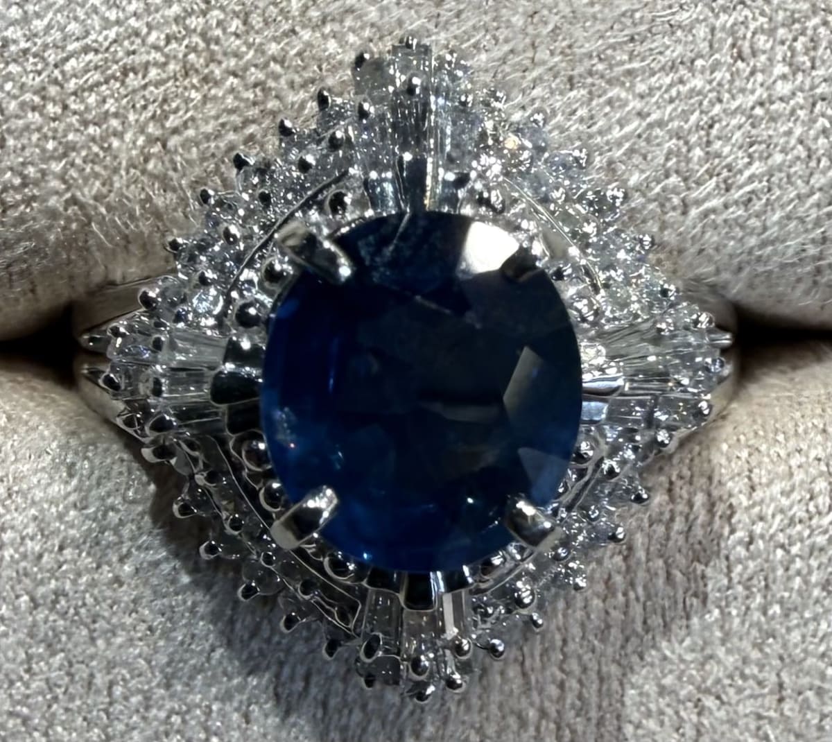 Sapphire Ring