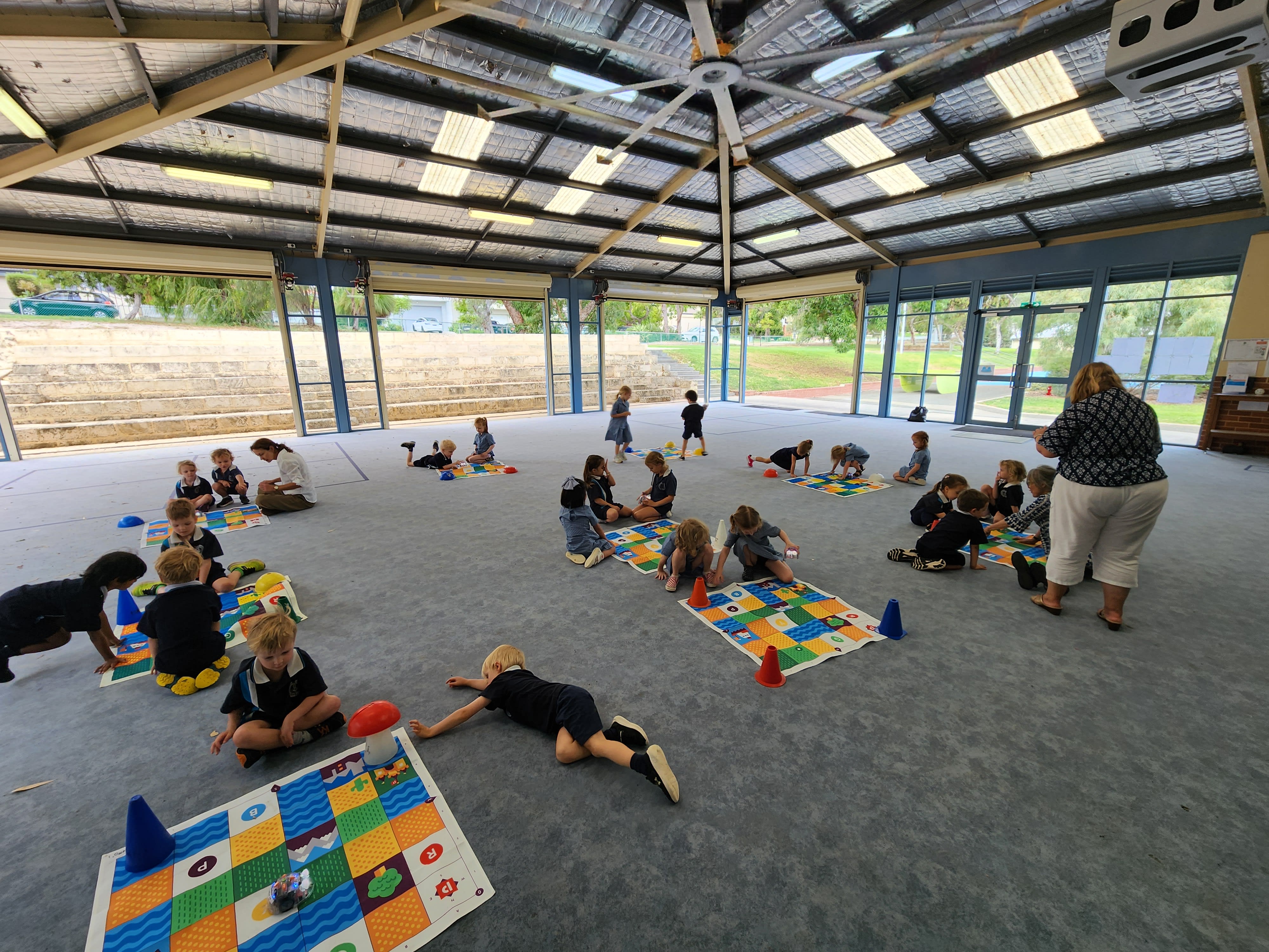 Mount Claremont Primary School incursion thumbnail 7