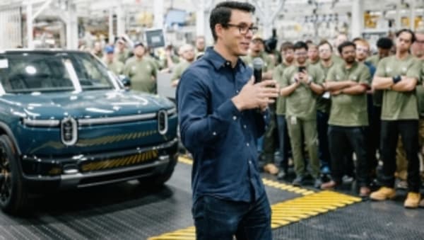 Llega a Europa en 2027 y el Grupo Volkswagen ya es (por 8.100.000.000 euros) el mayor propietario de Rivian, la peor pesadilla de Tesla