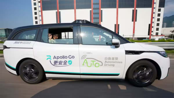 China suspends new robotaxi permits after Baidu's Wuhan outage, report says