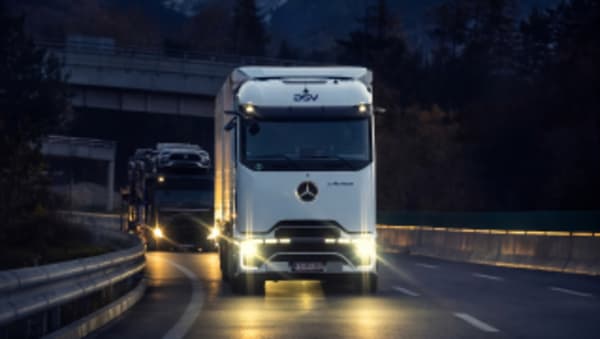 Un camión eléctrico de 40 toneladas recorre cada noche 490 km por una ruta donde muchos diésel tienen prohibida su circulación