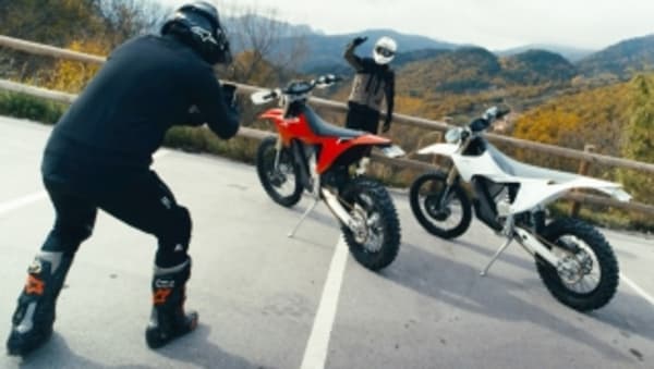 Después de crecer un 212%, la moto eléctrica off-road de este fabricante sigue sorprendiendo a pilotos, moteros e inversores
