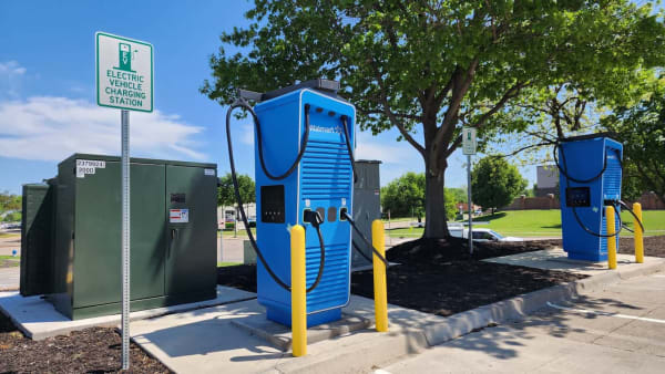 Walmart’s Expanding EV Charging Network Is Getting Easier To Pay For (And Cheaper)