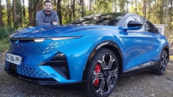 He probado el Alpine A390 GT de 400 CV y tracción total, y demuestra que los europeos pueden hacer estos coches rápidos y divertidos