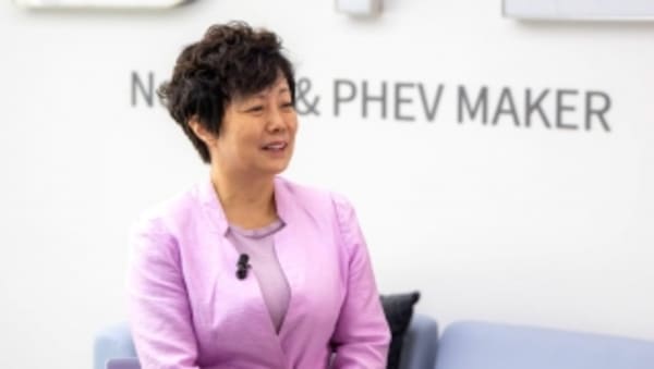 Stella Li, vicepresidenta de BYD: "En los próximos años ya no se importarán coches chinos para compartirlos con Europa"
