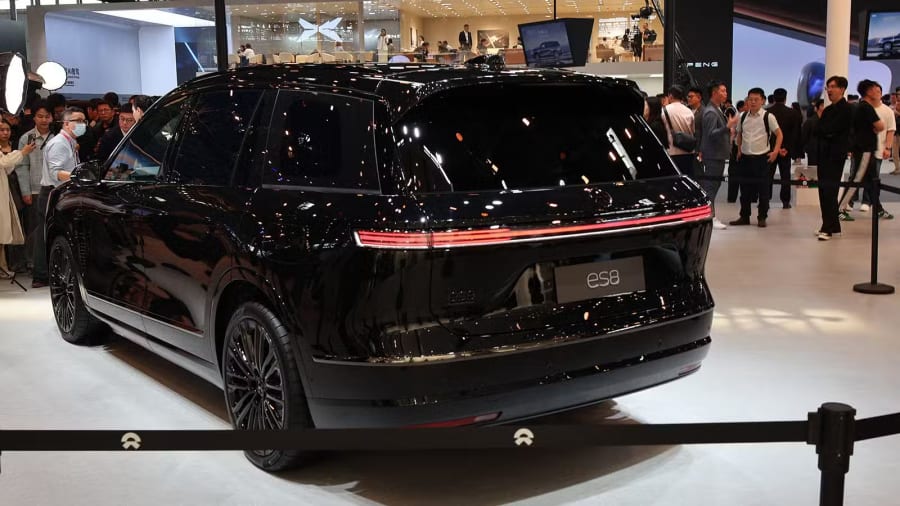 Nio April deliveries breakdown: ES8 dominates with 44% contribution