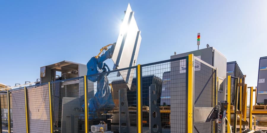 A 24/7 solar farm-building robot just hit the market