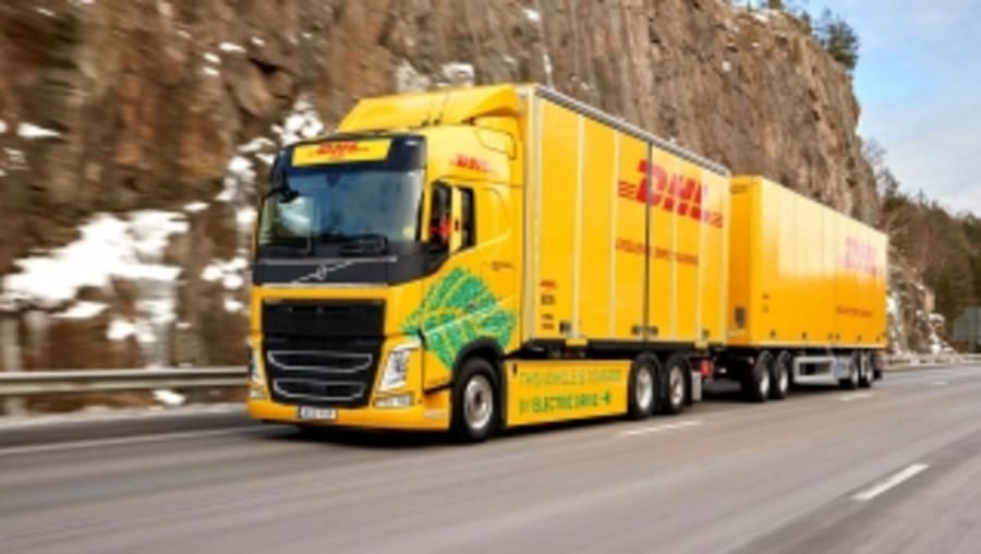 Más camiones eléctricos para transportar lo mismo: la inesperada consecuencia de electrificar el transporte de mercancías