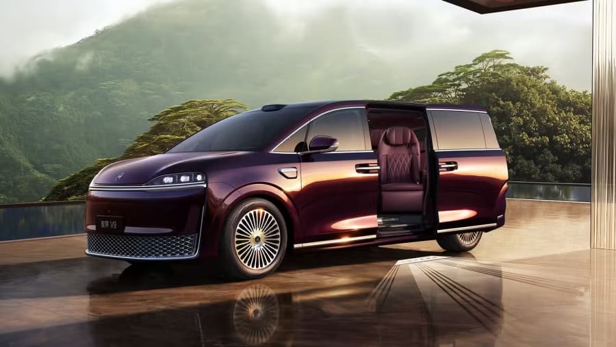 Huawei HIMA alliance adds Luxeed V9 MPV to growing EV lineup