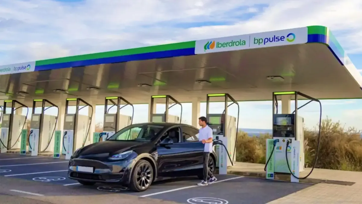 Estación de carga de alta potencia de Iberdrola BP Pulse