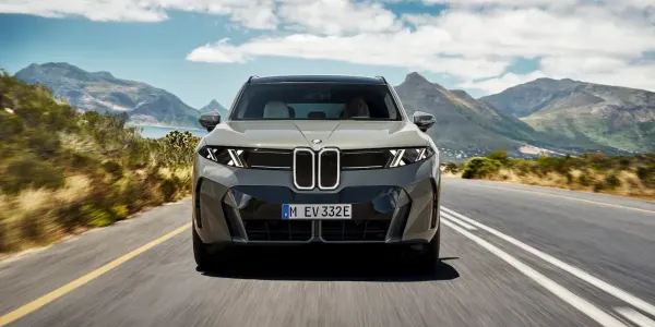 BMW iX5, cazado con sus nuevos faros Double-X antes de debutar en EE.UU.