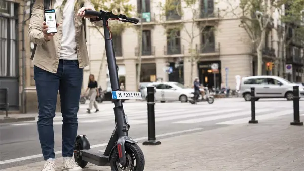 DGT, los patinetes eléctricos sin certificado se prohibirán en 2027