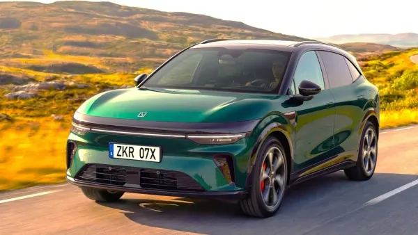 Zeekr 7X, el SUV eléctrico con 627 km de autonomía y carga en 10 minutos