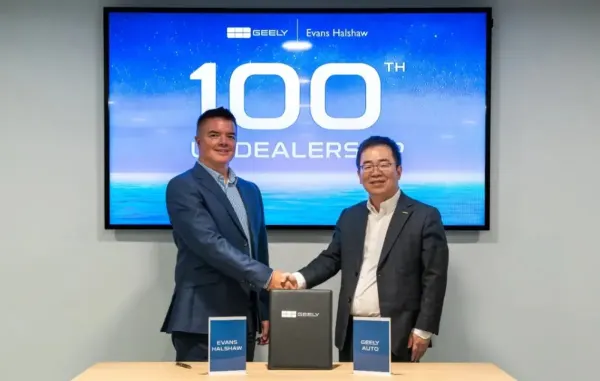Geely alcanza 100 concesionarios y 10.000 ventas en Reino Unido