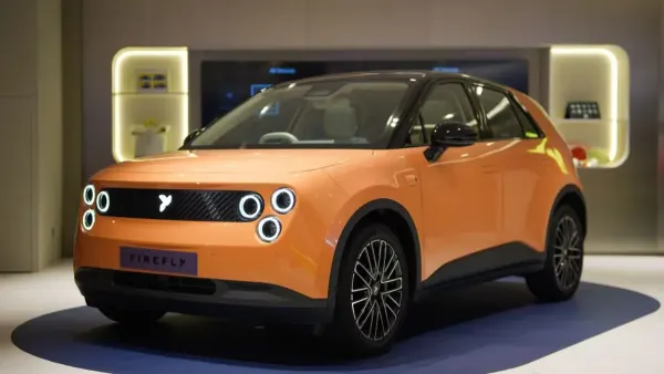 Firefly, tienda propia y nuevo eléctrico, solo en Tailandia