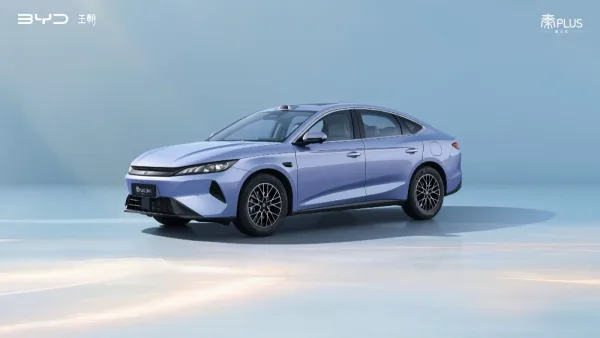 BYD Qin Plus, primeras imágenes de la tercera generación de la berlina