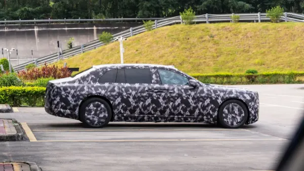 BYD Yangwang HU, la berlina de ultralujo se desvelará en Emiratos