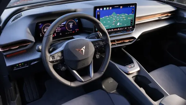 CUPRA Raval, 446 km de autonomía y 441 litros de maletero