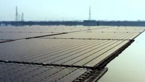 Produce un 12 % más de energía que una planta terrestre: Taiwán prueba las ventajas de los paneles solares en el mar, ahorrando suelo y aumentando la rentabilidad