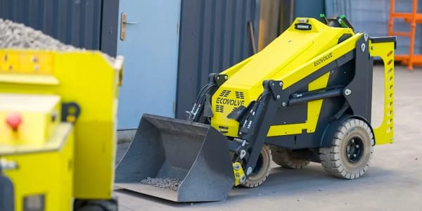 Brokk lleva la minicargadora eléctrica Ecovolve EL500 a EE. UU.