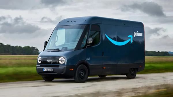 Amazon ya tiene más de 50.000 furgonetas eléctricas de reparto en su flota