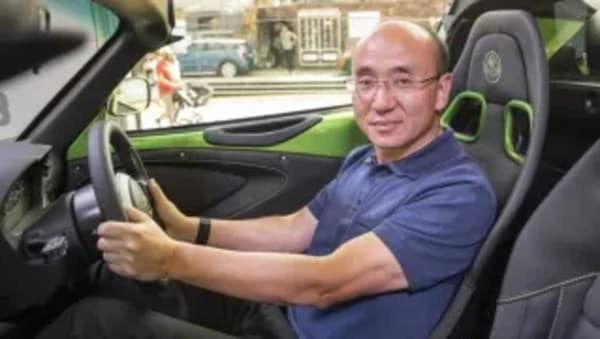 Feng Qingfeng, CEO de Lotus, dice que "cualquier coche que pese más de 1,8 toneladas es mediocre", pero todos sus coches lo hacen
