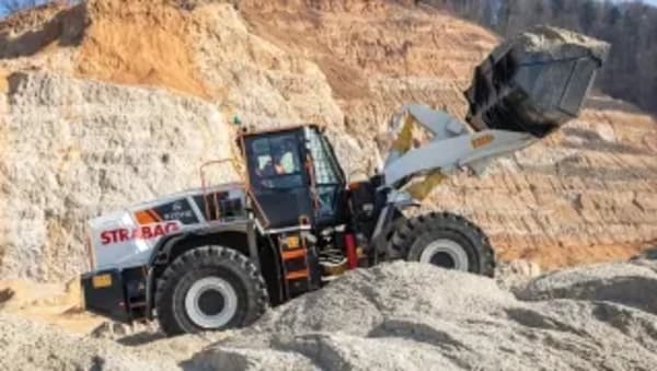 La excavadora eléctrica china de 25 toneladas que quiere jubilar al diésel: recarga en 1 hora su batería de 423 kWh