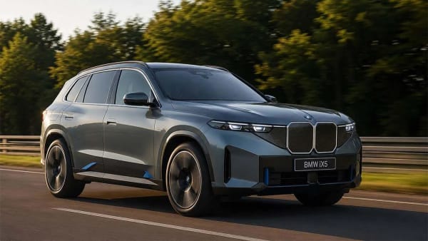 El nuevo BMW iX5 tendrá una batería gigantesca y una versión de hidrógeno en 2028