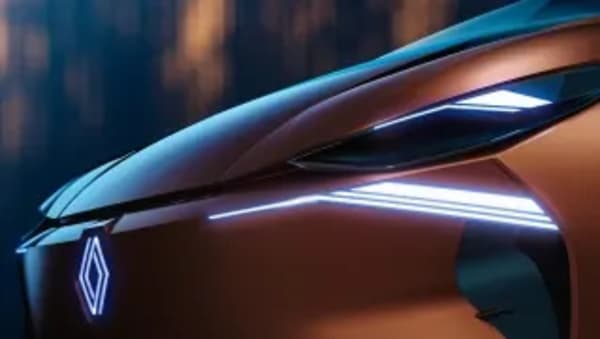 Renault, la demanda de sus coches eléctricos crece un 50% y estudia aumentar turnos