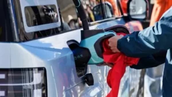 BYD, 6.682 puntos de carga ultrarrápida en China, solo uno en Europa