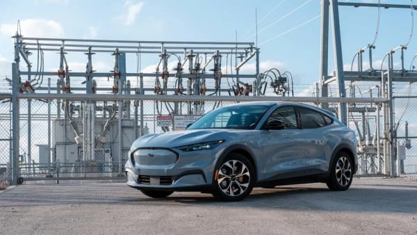 Ford Mustang Mach-E, no se moverá a la nueva plataforma eléctrica de la marca